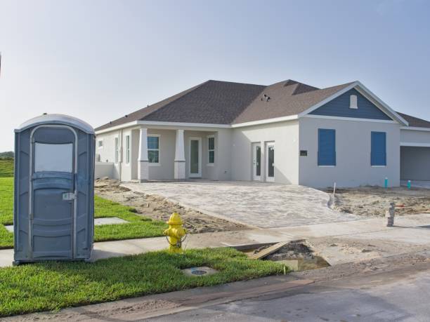 Best Portable bathroom rental  in Bloomer, WI